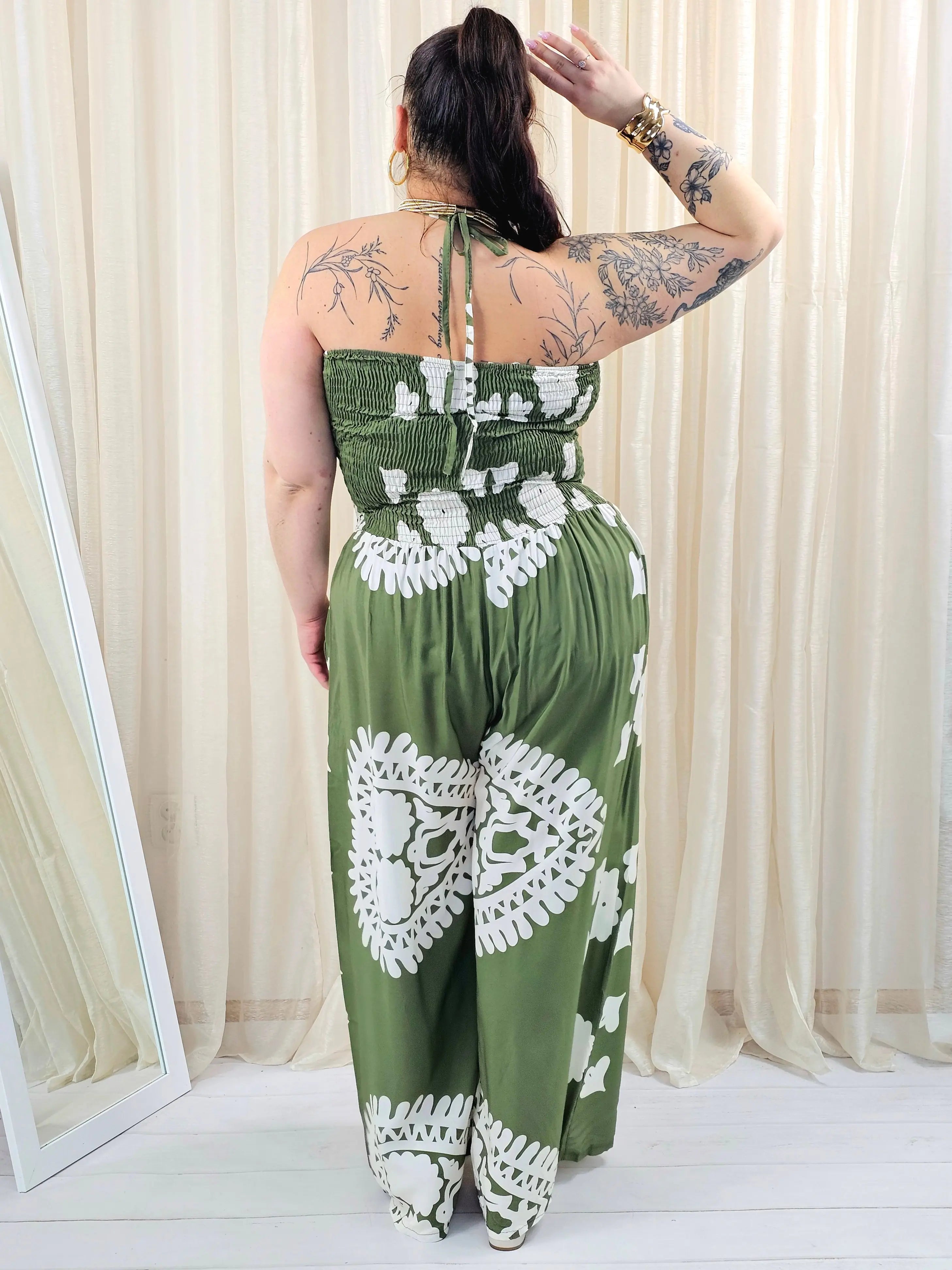 Kombinezon plus size bez ramiączek z efektownym wzorem Stylowa XL