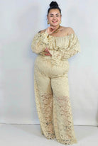 Kombinezon plus size koronkowy z hiszpańskim dekoltem – elegancja XXL Stylowa XL
