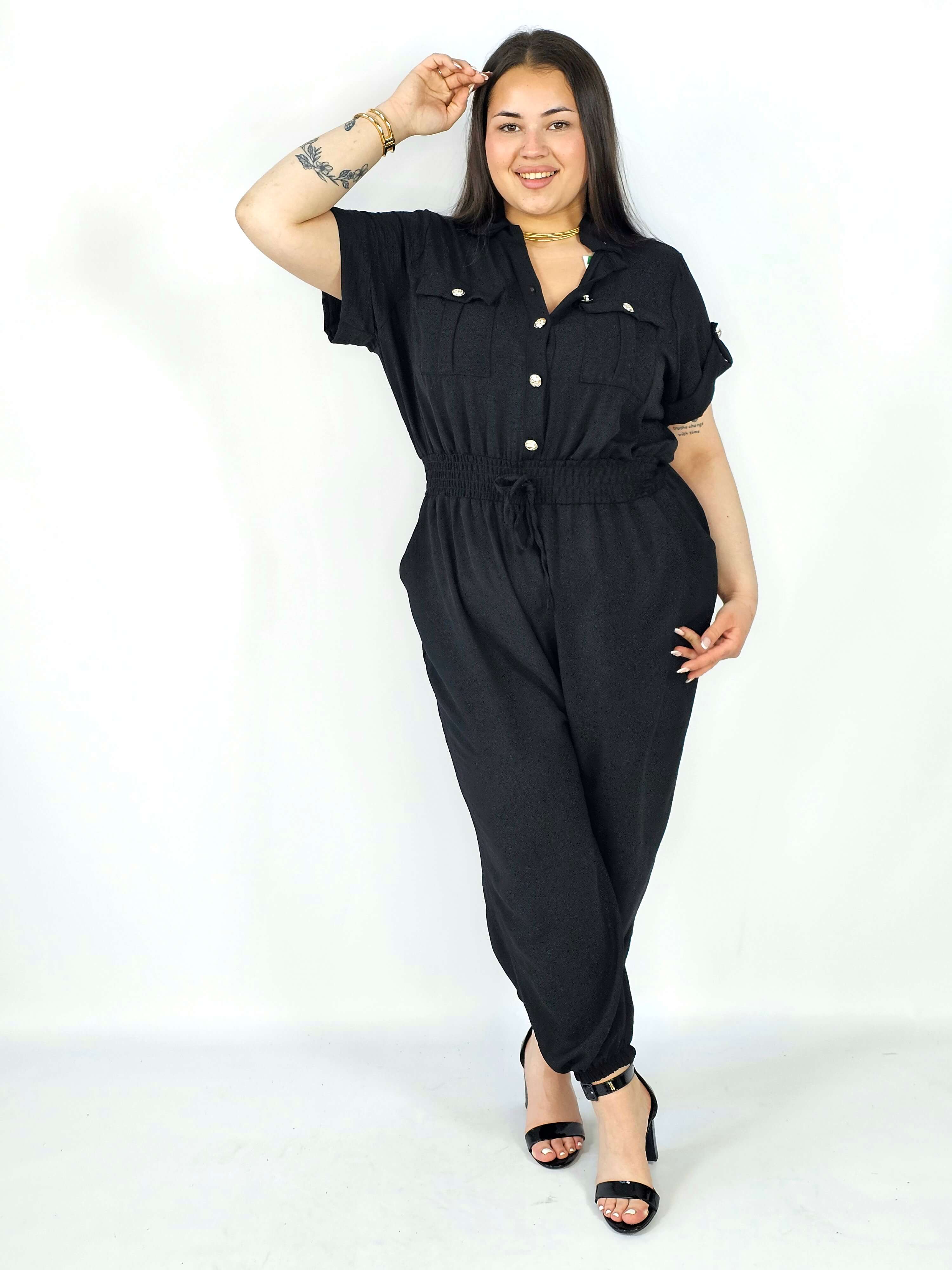 Kombinezon plus size z wiązaniem i kieszeniami – wygoda i styl XXL Stylowa XL