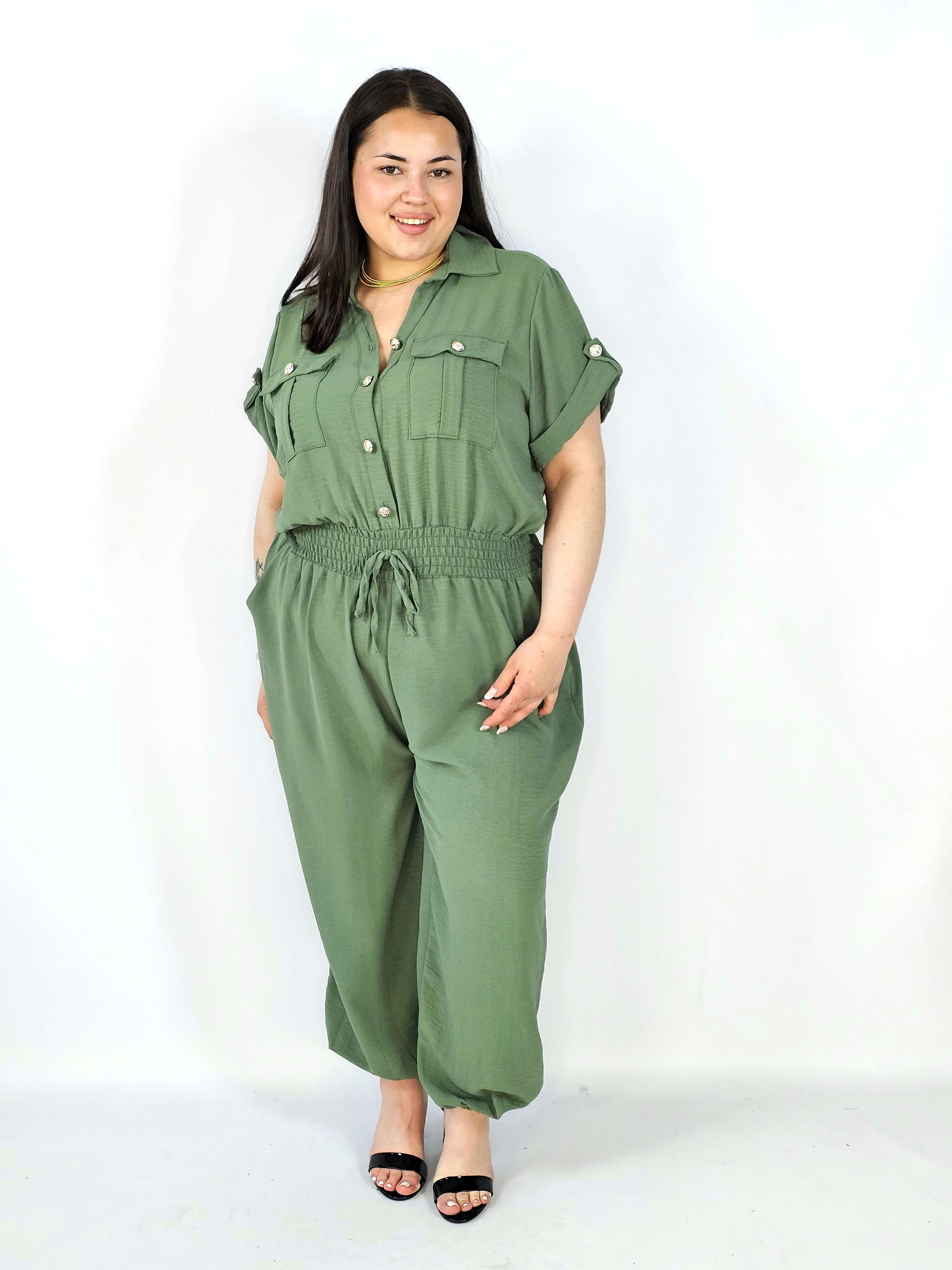 Kombinezon plus size z wiązaniem i kieszeniami – wygoda i styl XXL Stylowa XL