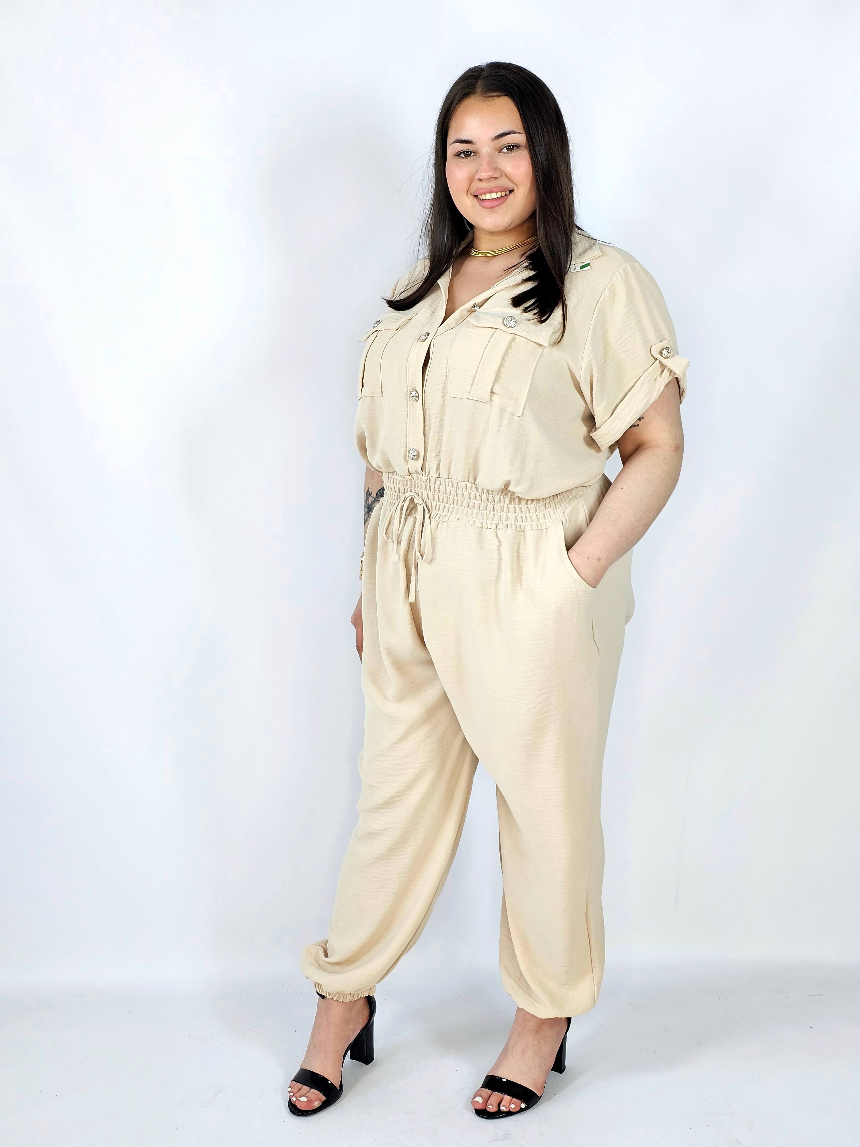 Kombinezon plus size z wiązaniem i kieszeniami – wygoda i styl XXL Stylowa XL