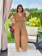 Kombinezon z falbanami – kobiecy szyk i wygoda w jednym! Stylowa XL