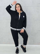 Komplet Dresowy Plus Size StylowaXL – Sportowa Elegancja i Komfort dla Kobiet XXL Stylowa XL