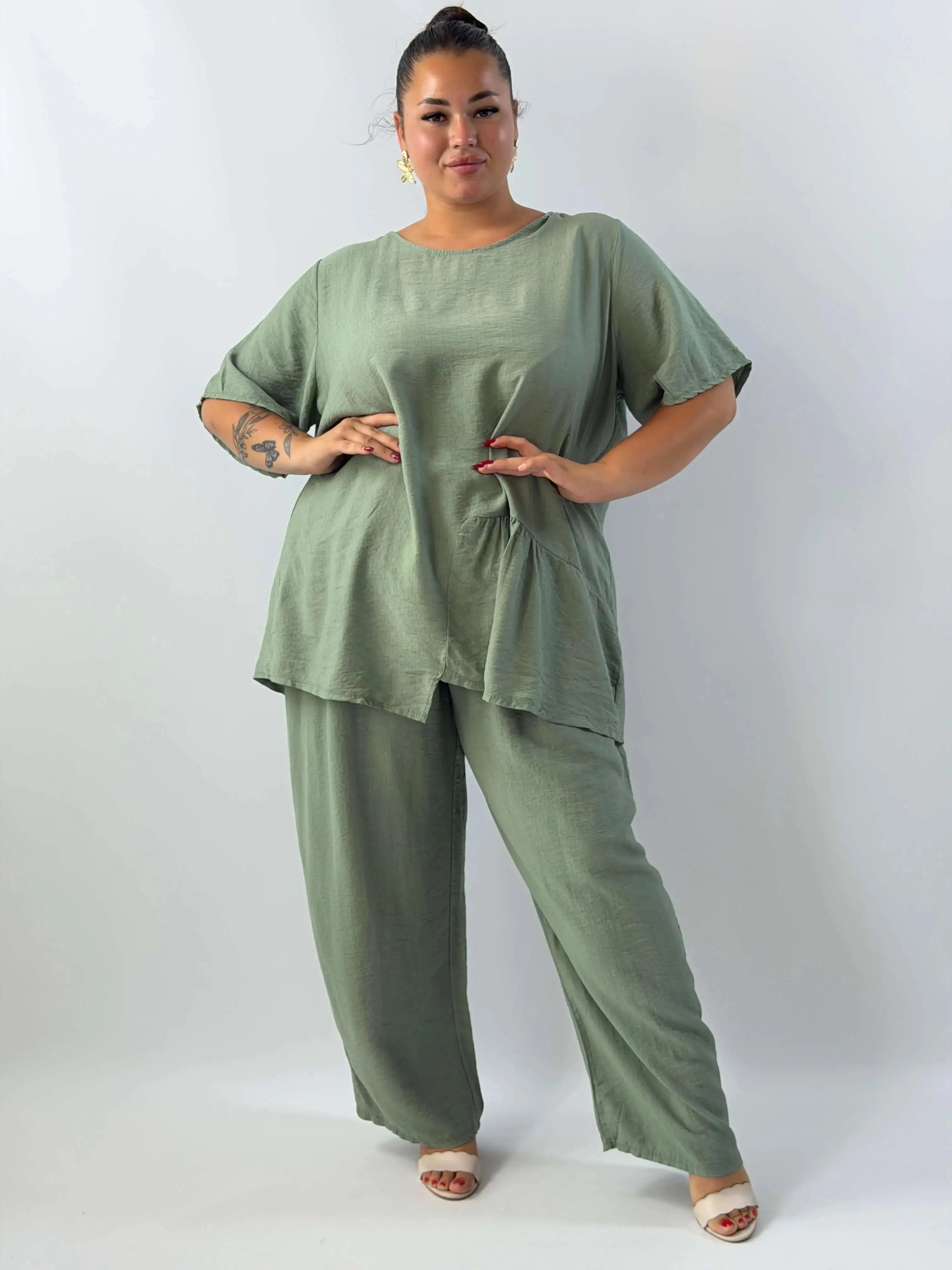 Komplet Plus Size – bluzka i szerokie spodnie z lekkiego materiału Stylowa XL