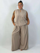 Komplet Plus Size – elegancka bluzka i szerokie spodnie Stylowa XL