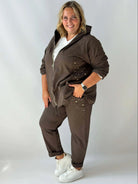 Komplet damski Plus Size z rozpinaną bluzą i ozdobnymi detalami Stylowa XL
