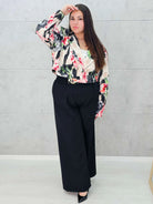 Komplet garniturowy z krótką marynarką i szerokimi spodniami Stylowa XL