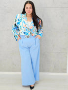 Komplet garniturowy z krótką marynarką i szerokimi spodniami Stylowa XL