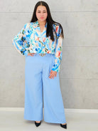 Komplet garniturowy z krótką marynarką i szerokimi spodniami Stylowa XL