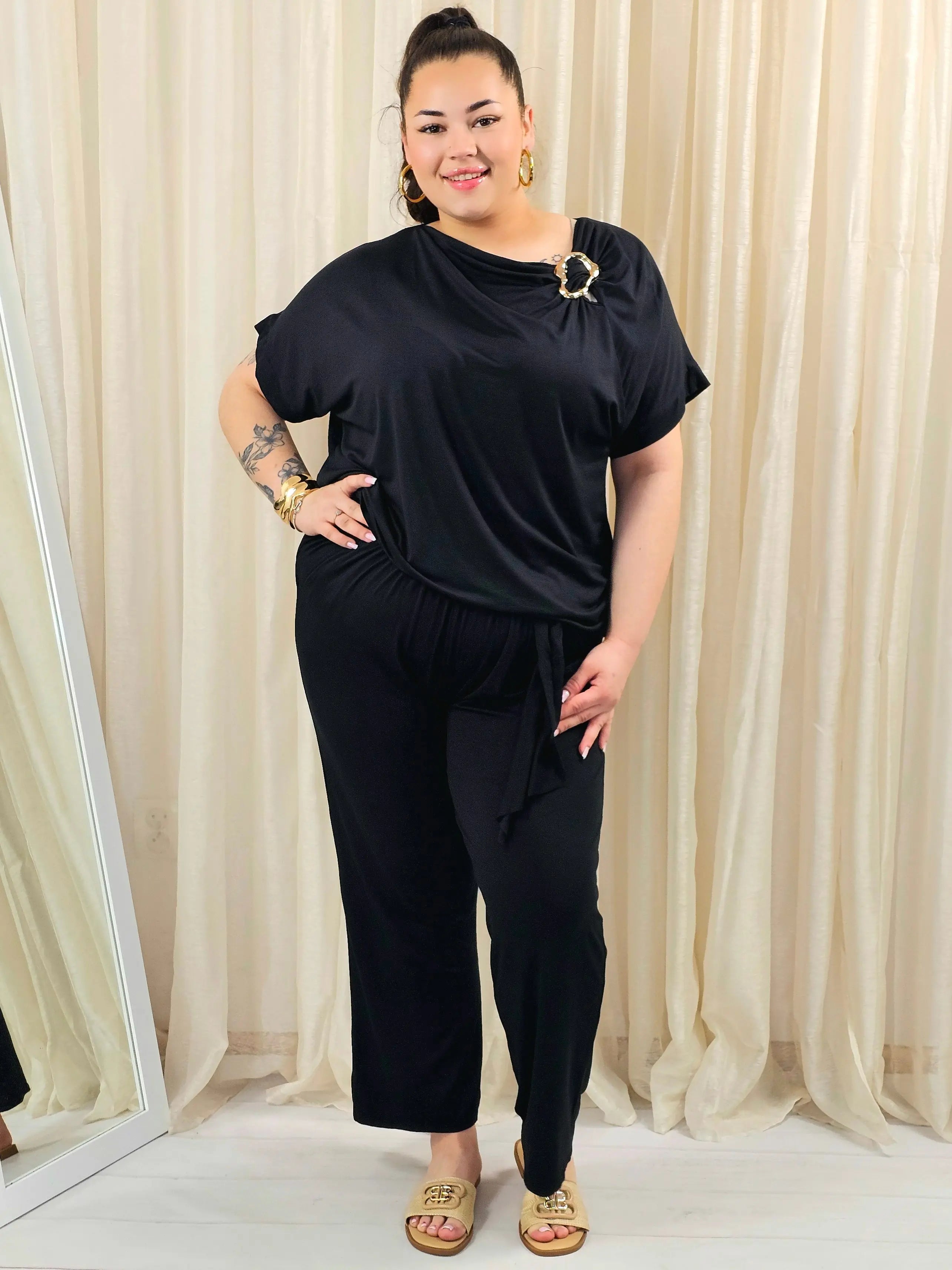 Komplet plus size elegancki – damski komplet XXL z luźną bluzką i spodniami Stylowa XL