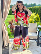 Komplet satynowy z kwiatowym nadrukiem -czerń Stylowa XL