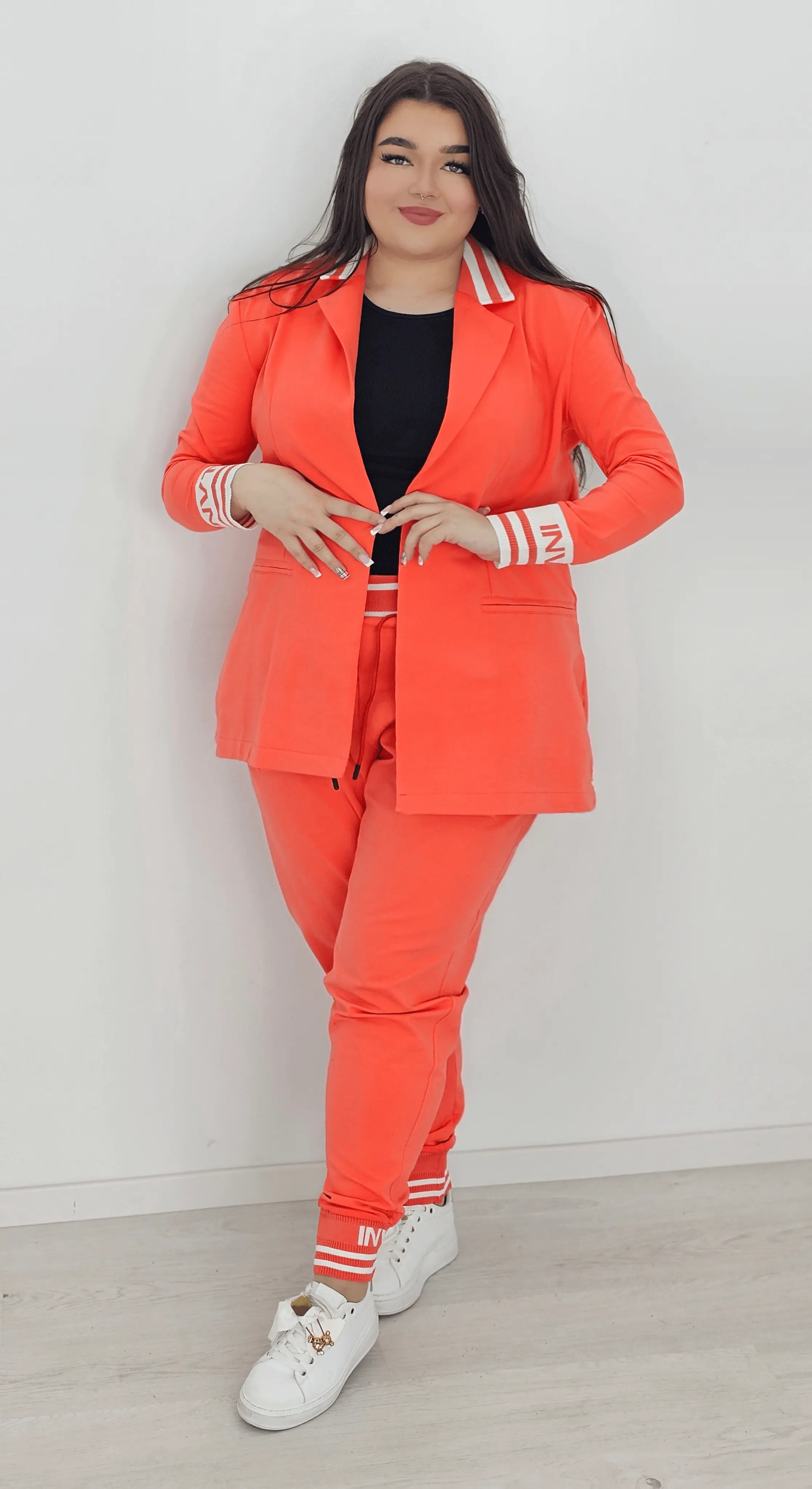 Komplet sportowy w energetycznym kolorze Stylowa XL