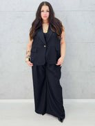 Komplet z kamizelką plus size – elegancka moda XXL na każdą okazję Stylowa XL