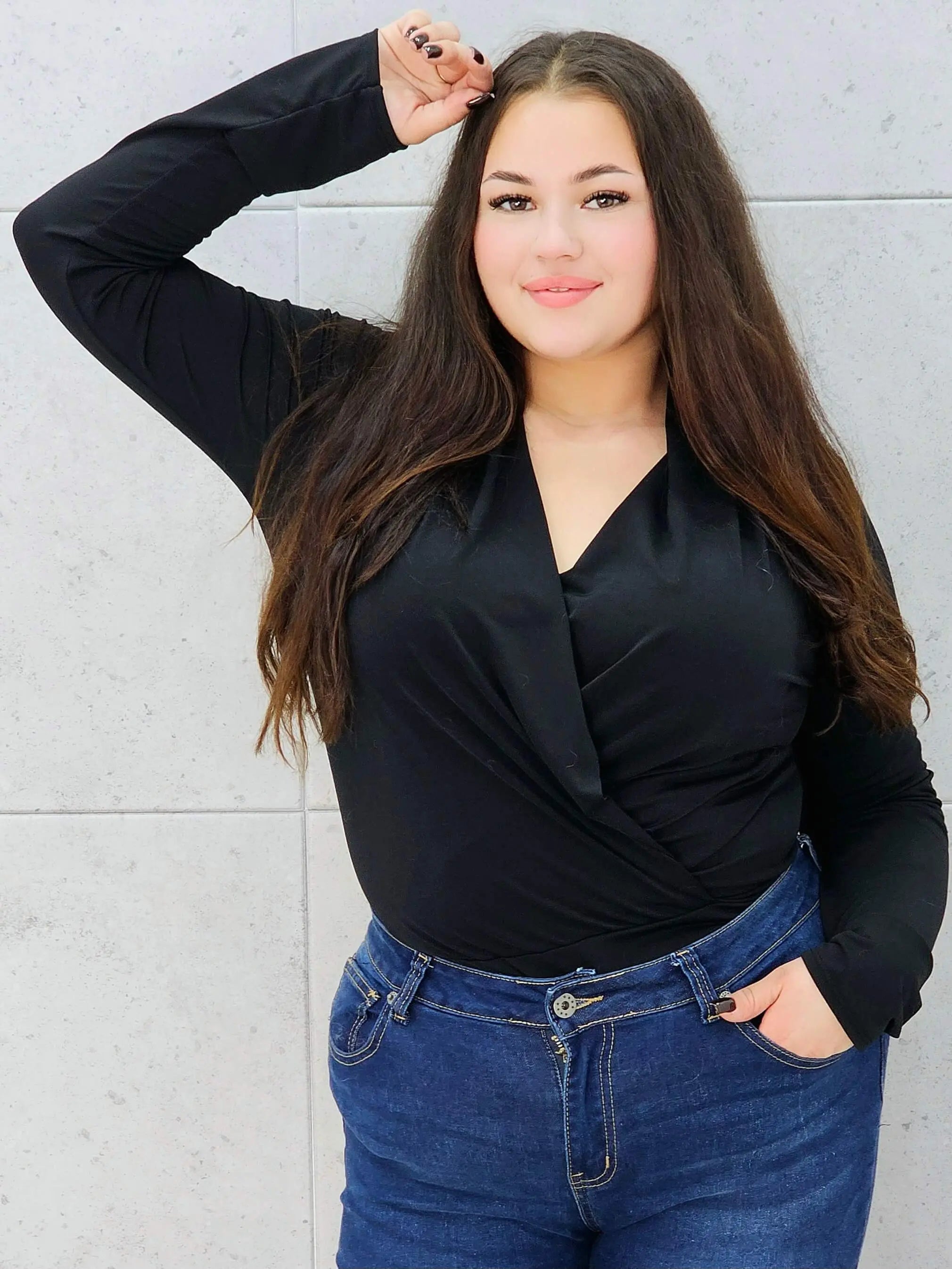 body kopertowe czarne  plus size – przód