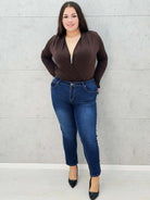 body kopertowe brązowe plus size – całość