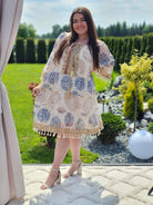 Koronkowa sukienka boho z haftem i chwostami Stylowa XL