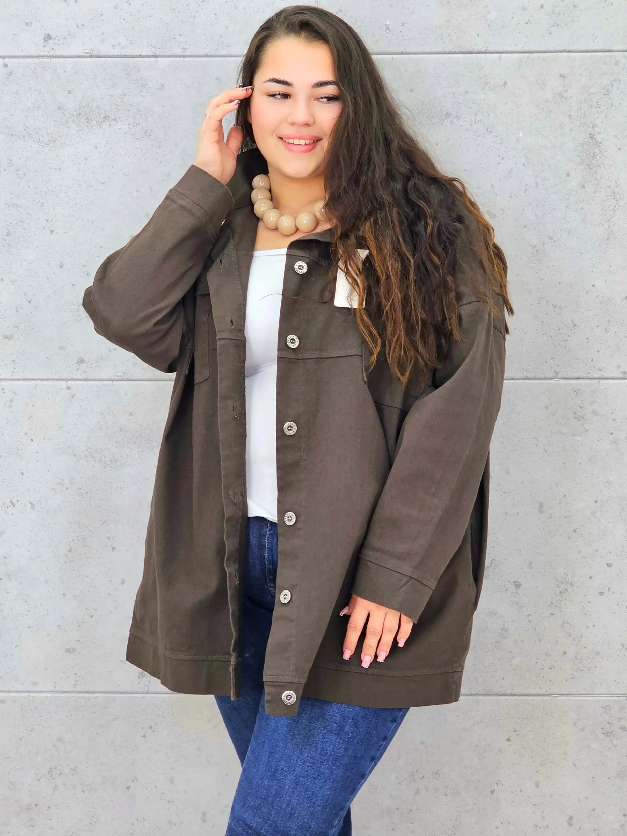 Koszula Oversize Plus Size StylowaXL – Nowoczesna Swoboda i Styl dla Kobiet XXL Stylowa XL