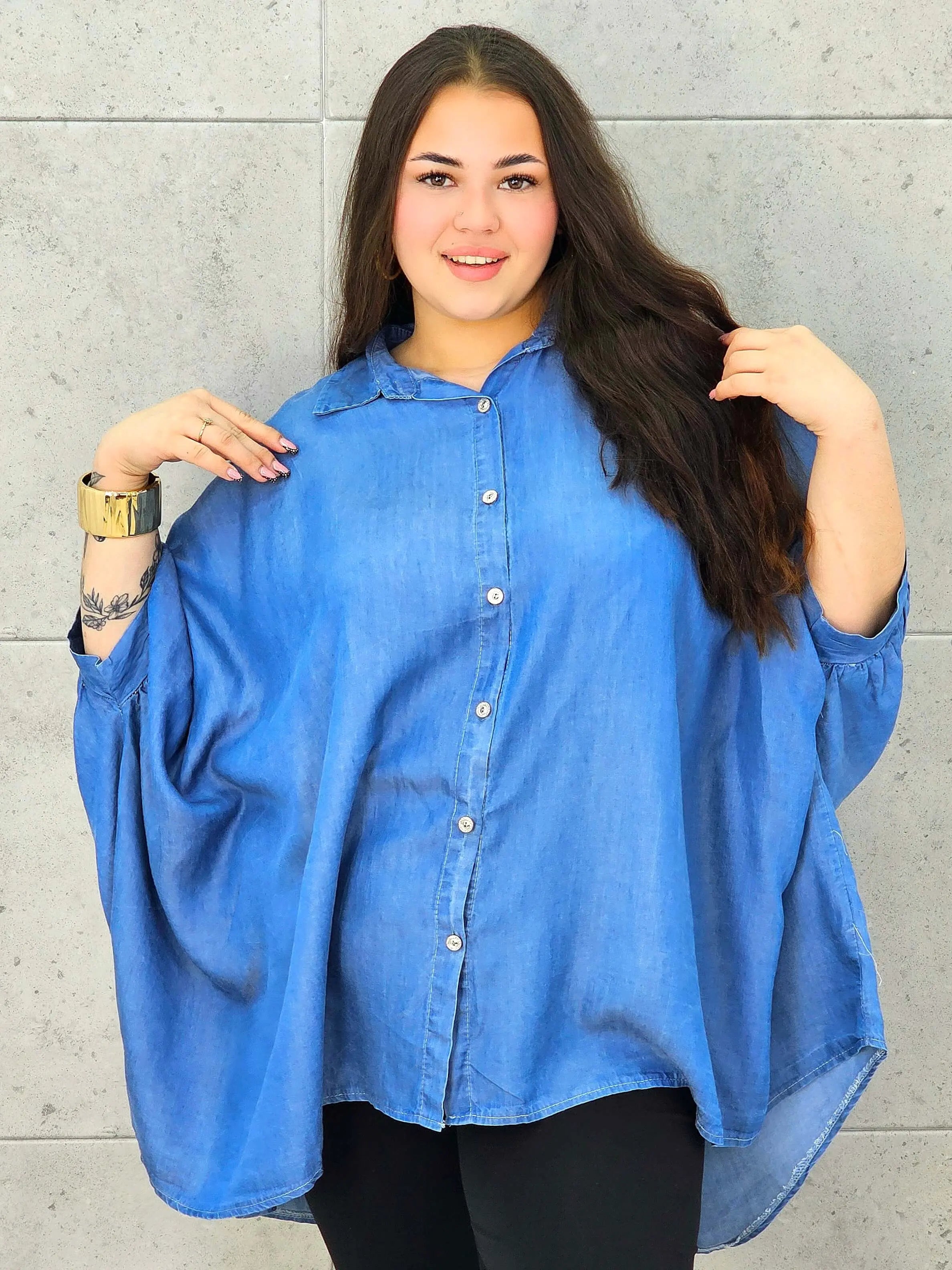 Koszula jeansowa plus size oversize z szerokimi rękawami – Stylowa XL Stylowa XL