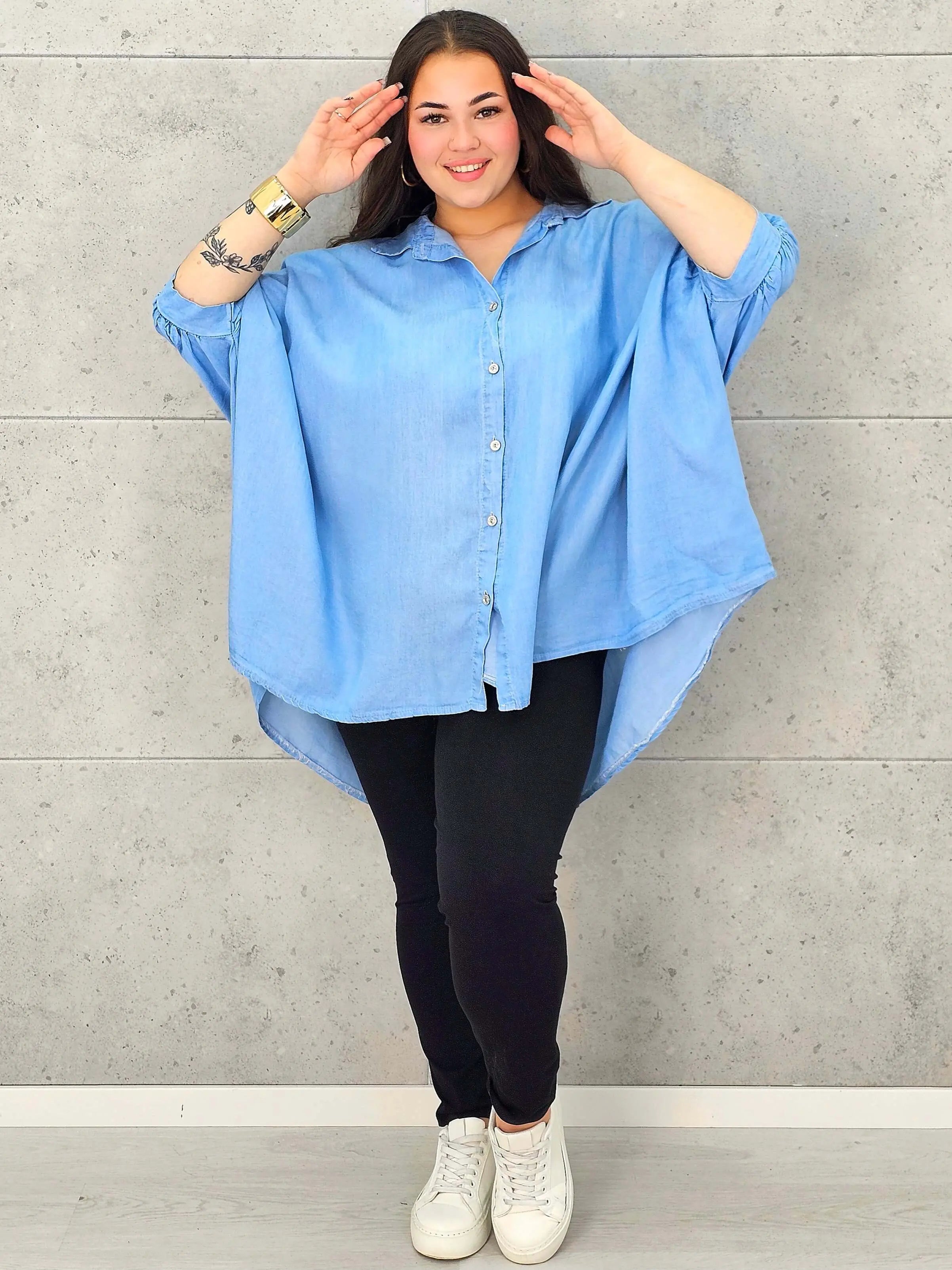 Koszula jeansowa plus size oversize z szerokimi rękawami – Stylowa XL Stylowa XL