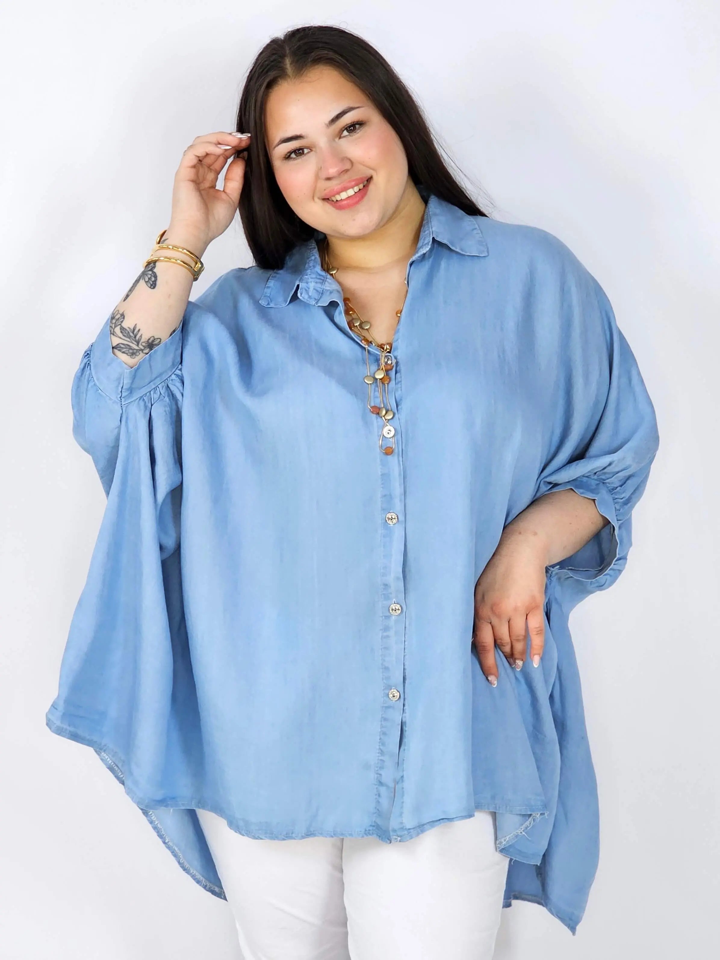 Koszula jeansowa plus size oversize z szerokimi rękawami – Stylowa XL Stylowa XL