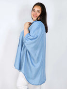 Koszula jeansowa plus size oversize z szerokimi rękawami – Stylowa XL Stylowa XL