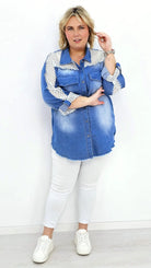 Koszula jeansowa z ażurową siateczką- odcień ciemny Stylowa XL