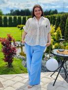 Koszula koronkowa – elegancja w delikatnym wydaniu Stylowa XL