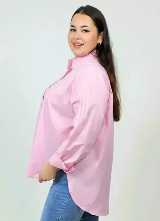 Koszula plus size XXL z ozdobnymi guzikami – klasyka dla kobiet plus size Stylowa XL