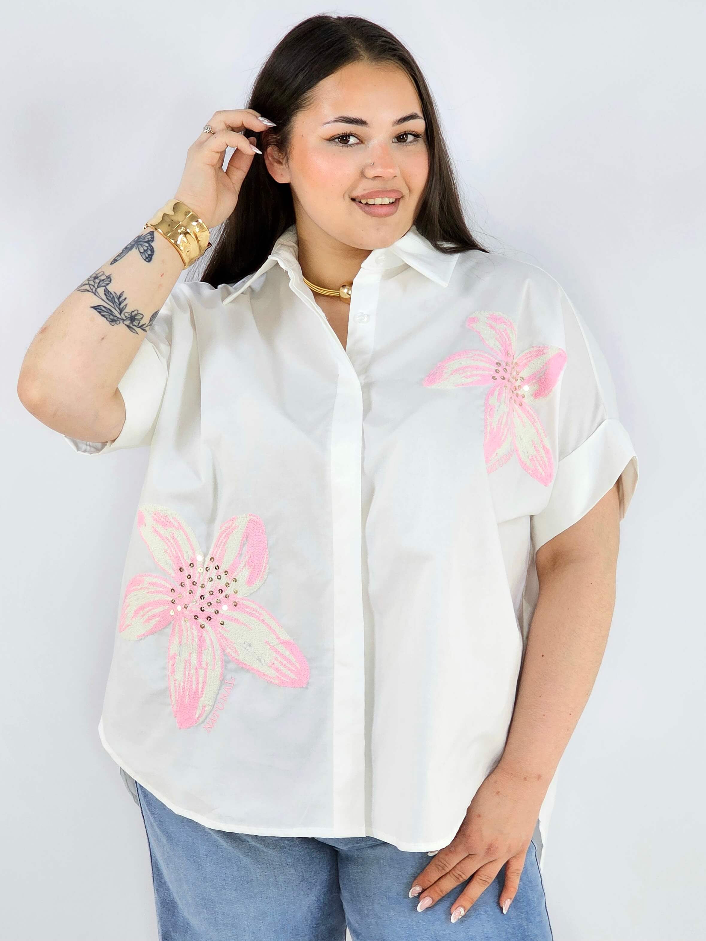 Koszula plus size Zeta Otto z kwiatową aplikacją oversize lekka i stylowa Stylowa XL