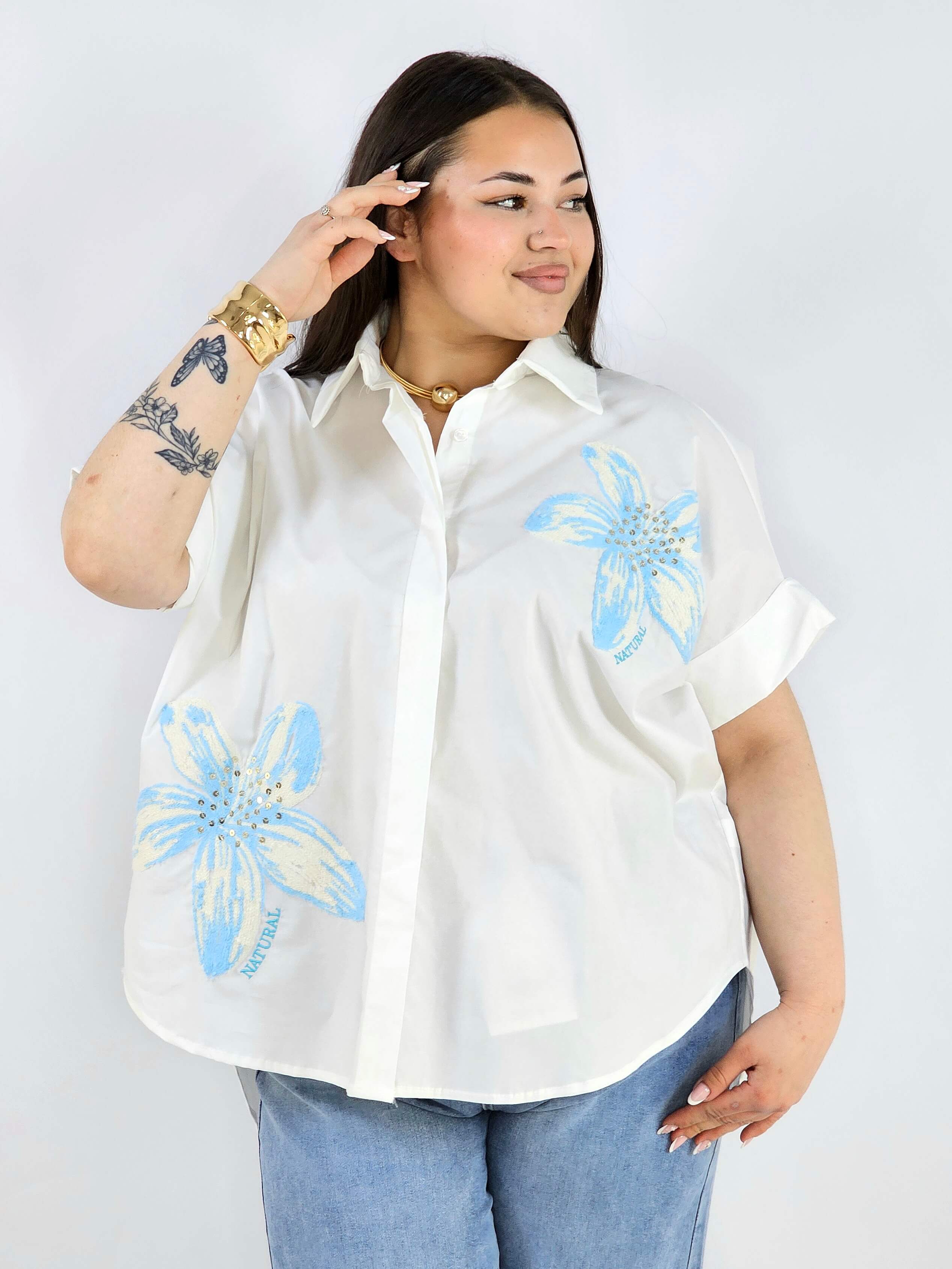 Koszula plus size Zeta Otto z kwiatową aplikacją oversize lekka i stylowa Stylowa XL