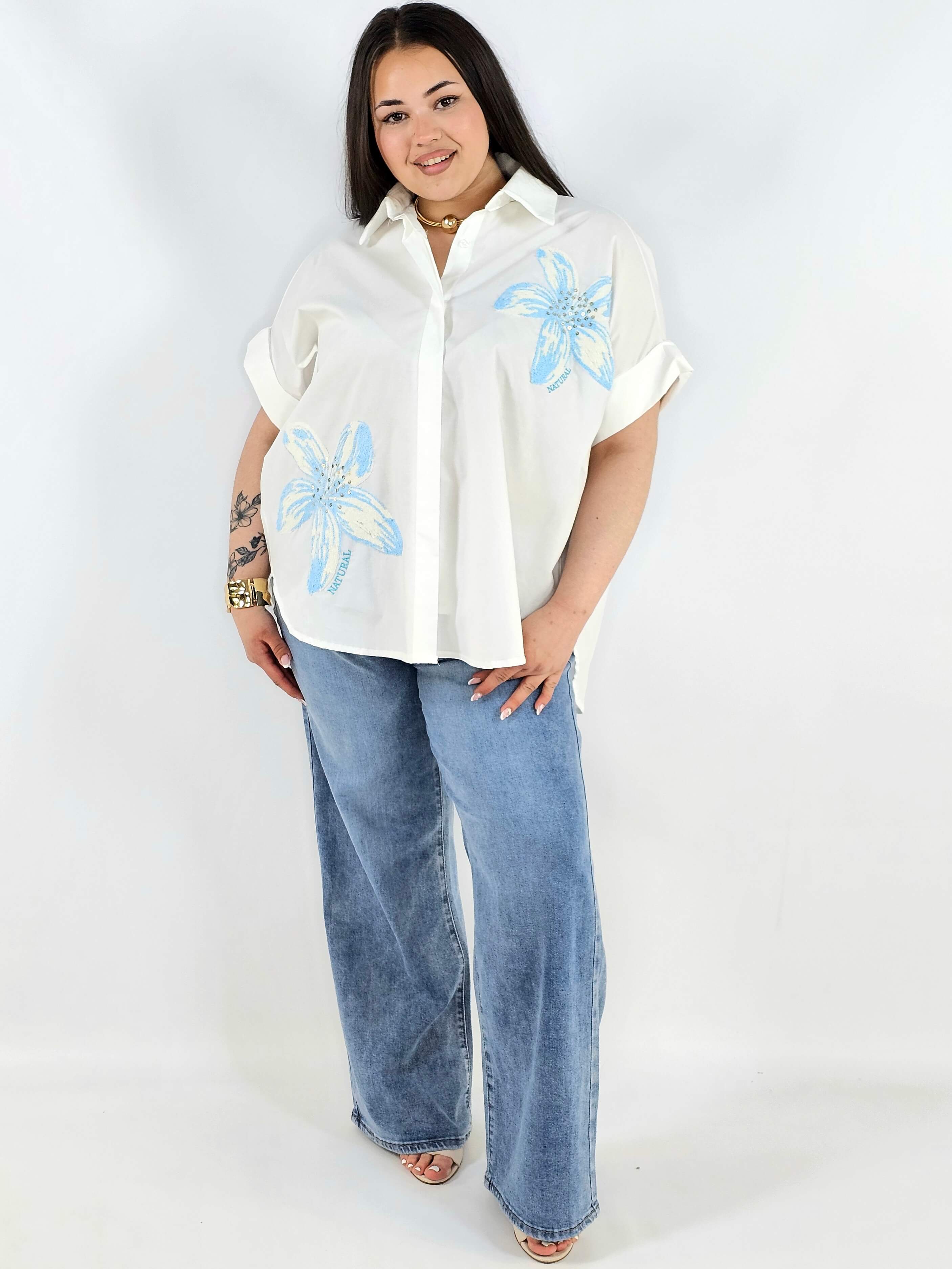 Koszula plus size Zeta Otto z kwiatową aplikacją oversize lekka i stylowa Stylowa XL