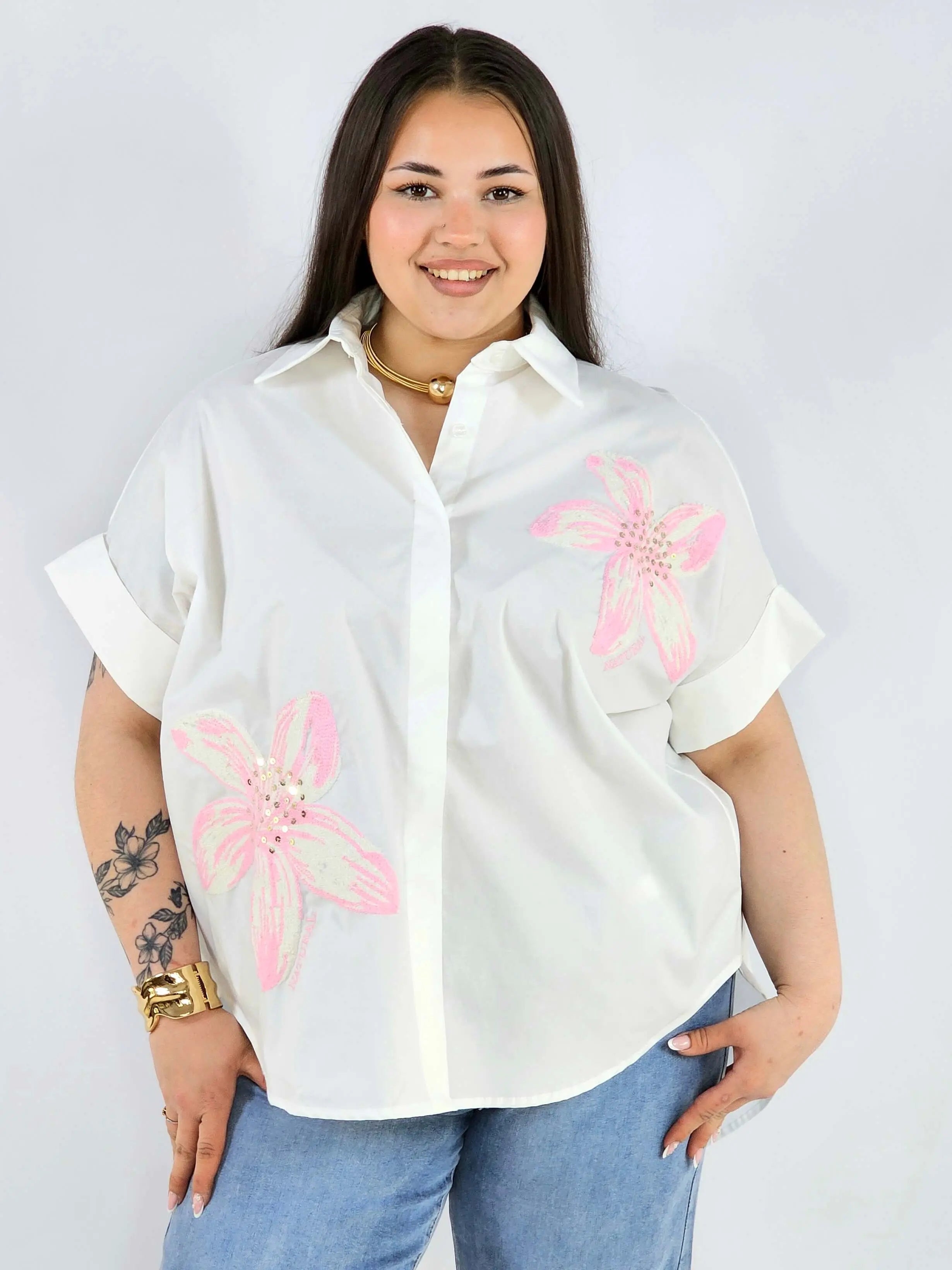 Koszula plus size Zeta Otto z kwiatową aplikacją oversize lekka i stylowa Stylowa XL