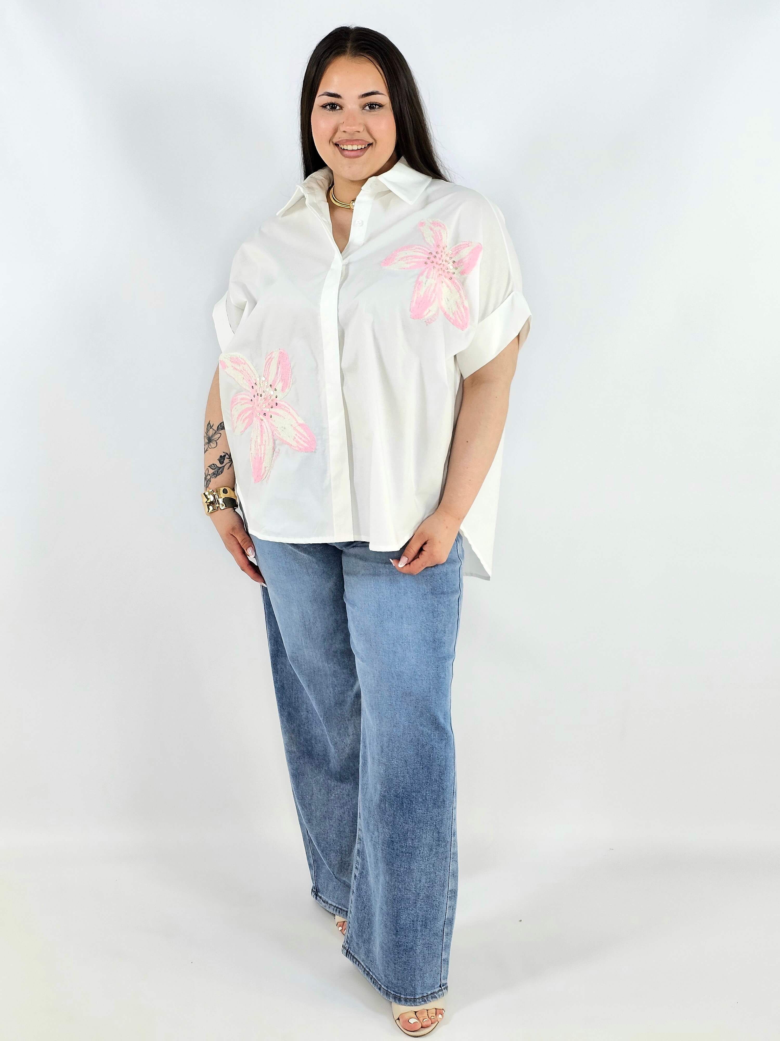 Koszula plus size Zeta Otto z kwiatową aplikacją oversize lekka i stylowa Stylowa XL