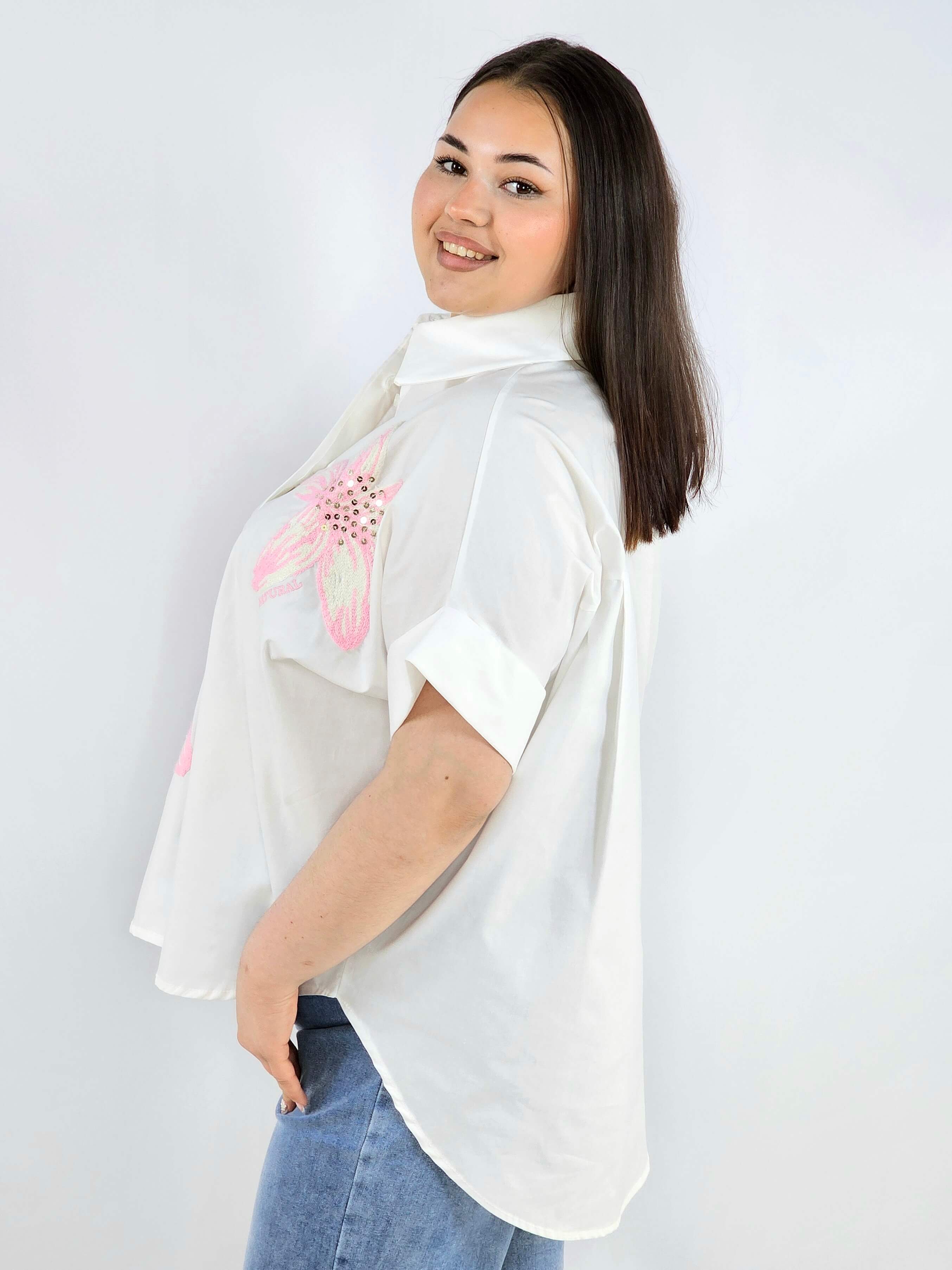 Koszula plus size Zeta Otto z kwiatową aplikacją oversize lekka i stylowa Stylowa XL
