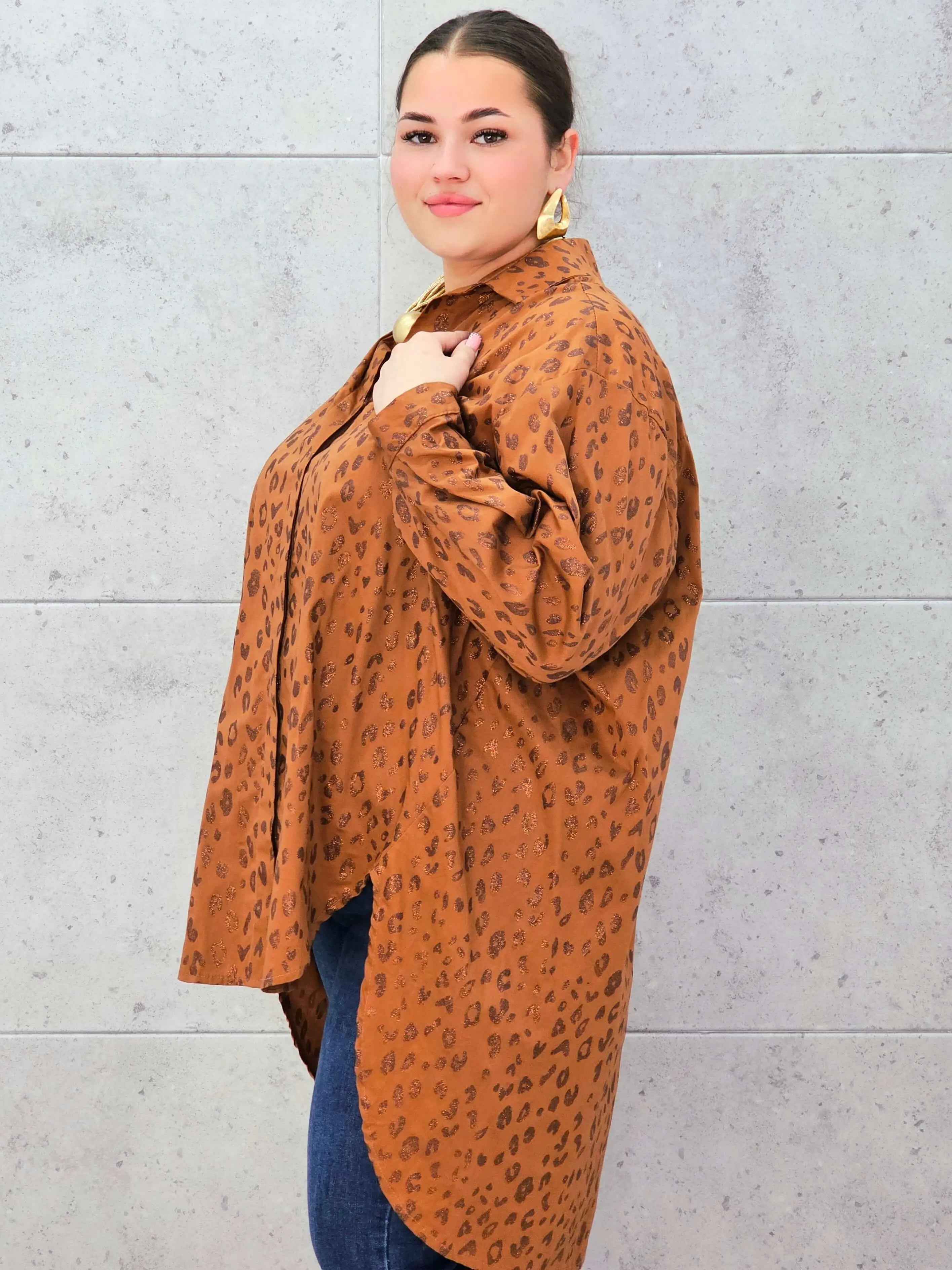 Koszula plus size „Urban Wild” – odważny styl w kobiecym wydaniu Stylowa XL