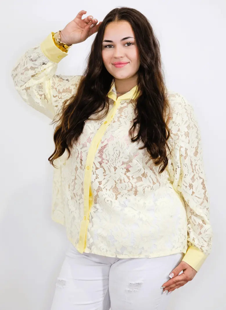 Koszula plus size koronkowa zapinana na guziki Stylowa XL