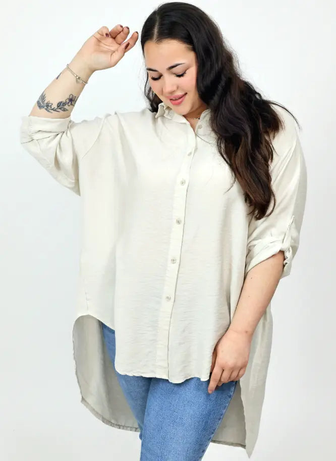Koszula plus size oversize z wydłużonym tyłem – styl i komfort XXL Stylowa XL