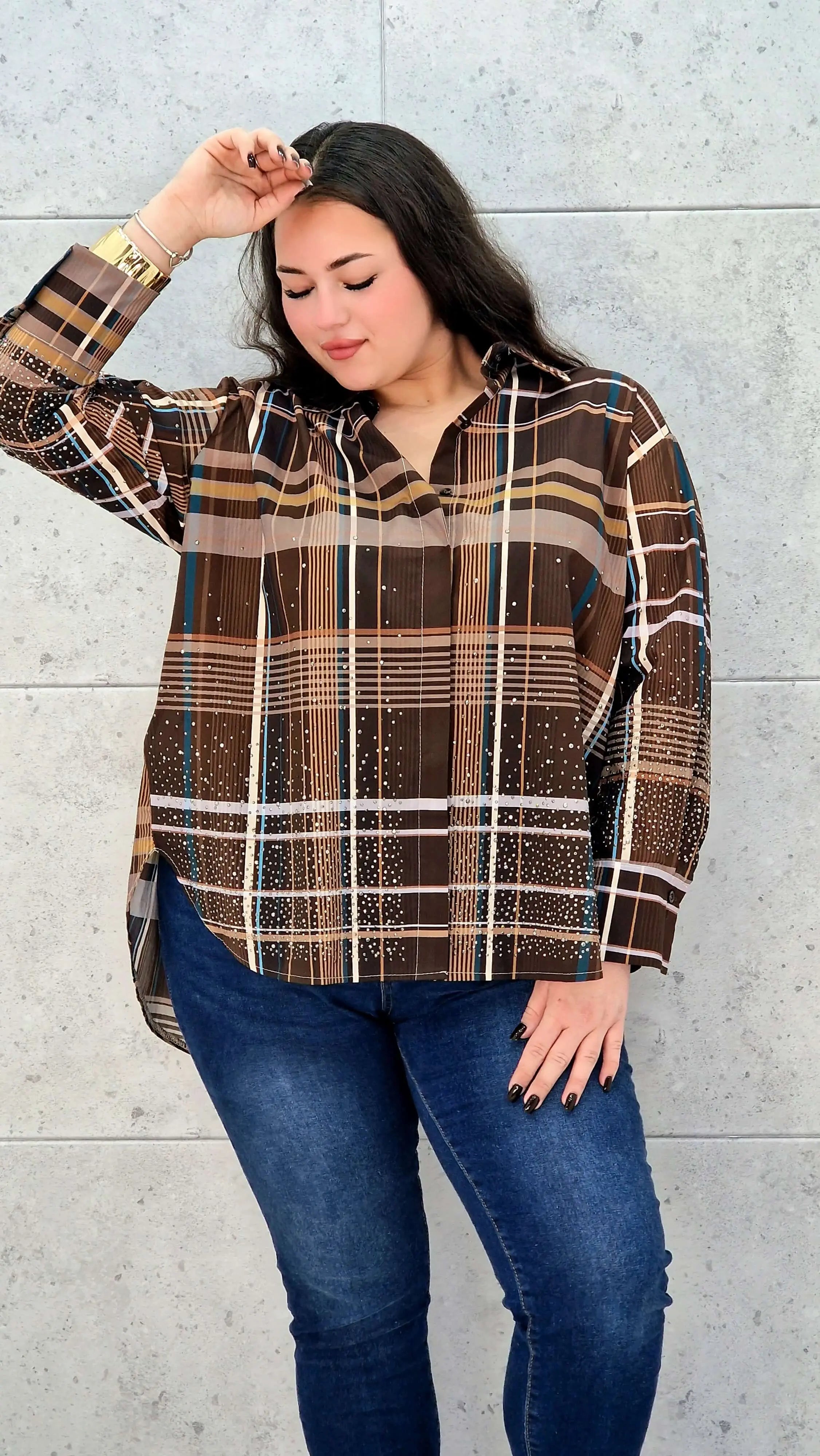 Koszula plus size w kratę – elegancja i komfort na co dzień Stylowa XL