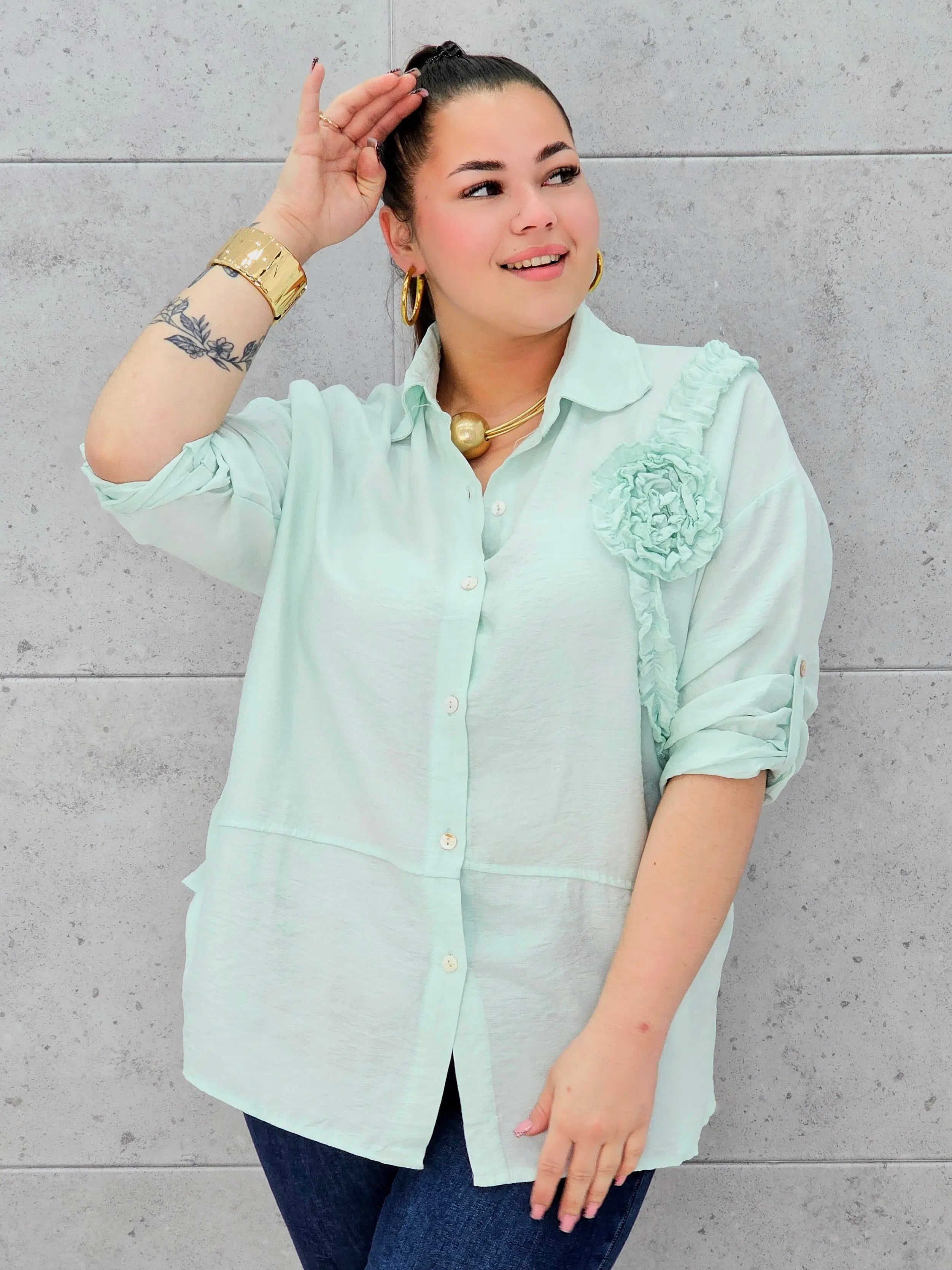 Koszula plus size z aplikacją kwiatową – stylowa koszula XXL Stylowa XL
