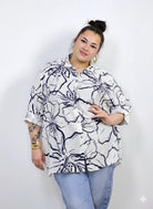 Koszula plus size z kobiecym wzorem i swobodnym fasonem Stylowa XL