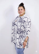Koszula plus size z kobiecym wzorem i swobodnym fasonem Stylowa XL