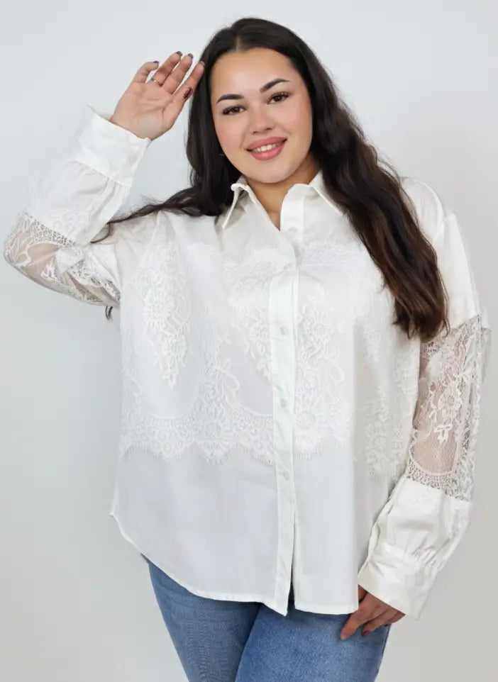 Koszula plus size z koronką – elegancja i szyk dla kobiet XL Stylowa XL