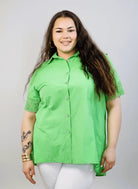 Koszula plus size z koronką – elegancka koszula XXL w kolorze fuksji i zieleni Stylowa XL