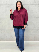 Koszula plus size z koronką– elegancka koszula XXL z koronkowym wykończeniem Stylowa XL