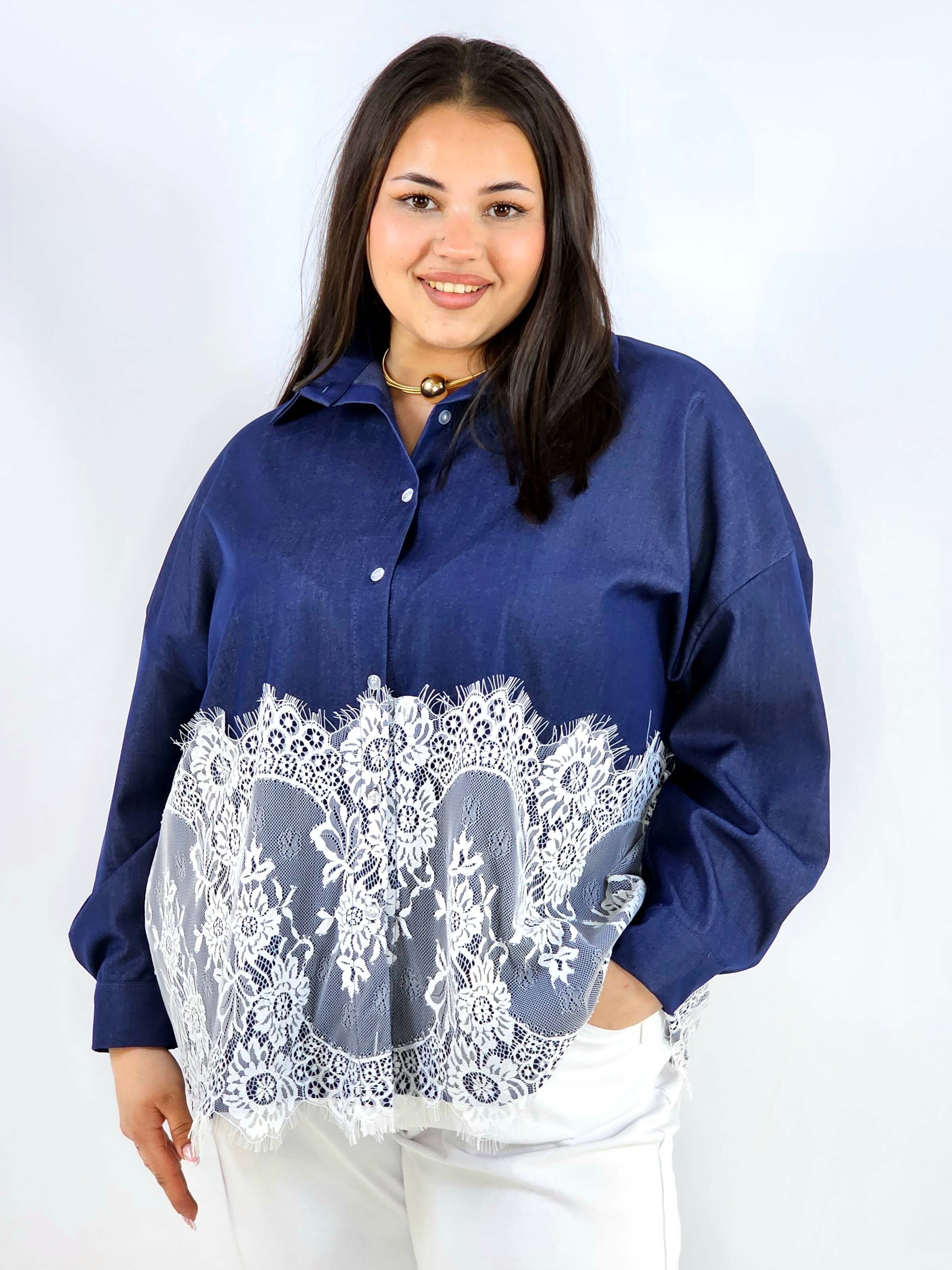 Koszula plus size z koronkowym dołem XXL – elegancki styl Stylowa XL