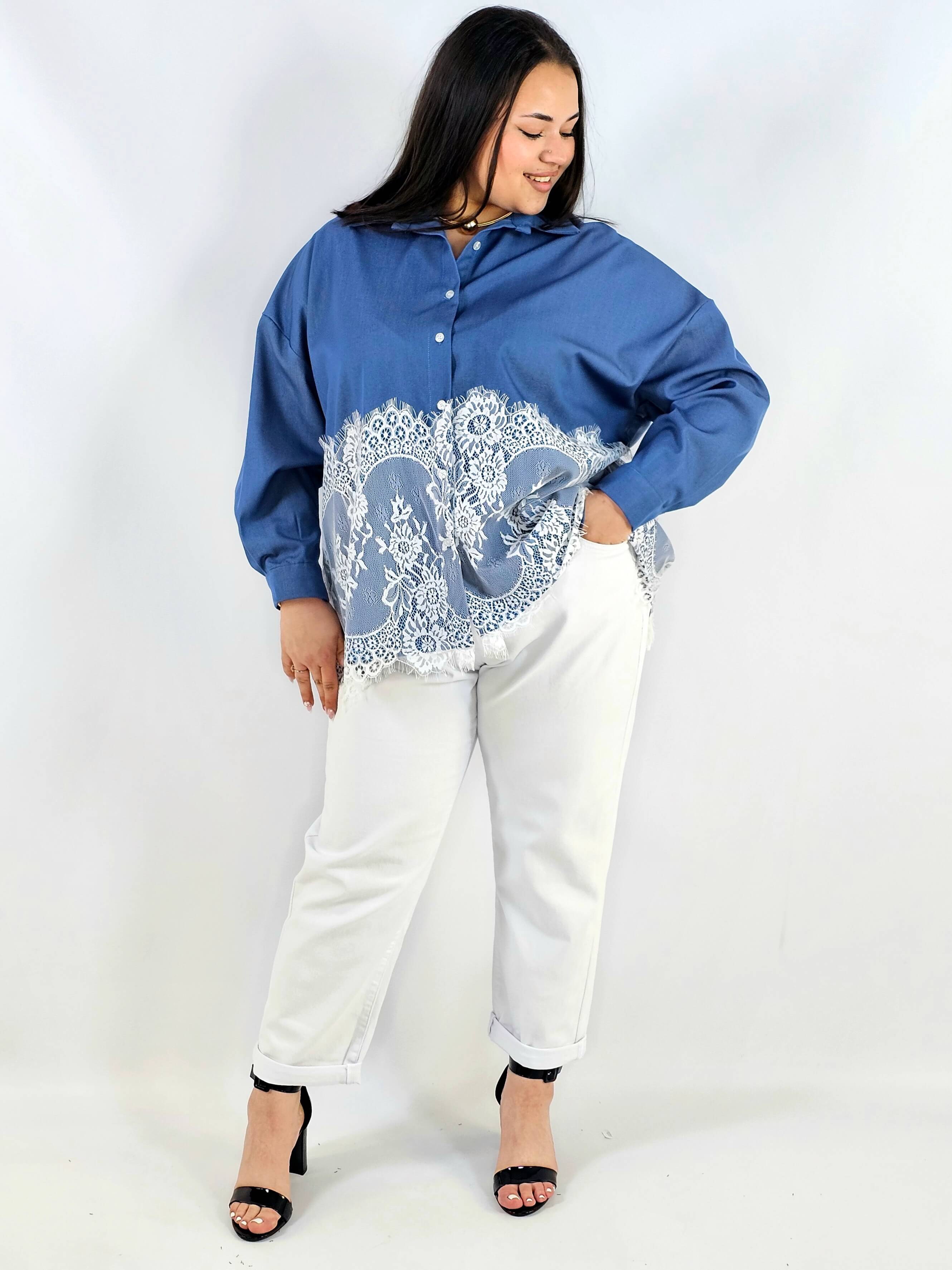 Koszula plus size z koronkowym dołem XXL – elegancki styl Stylowa XL