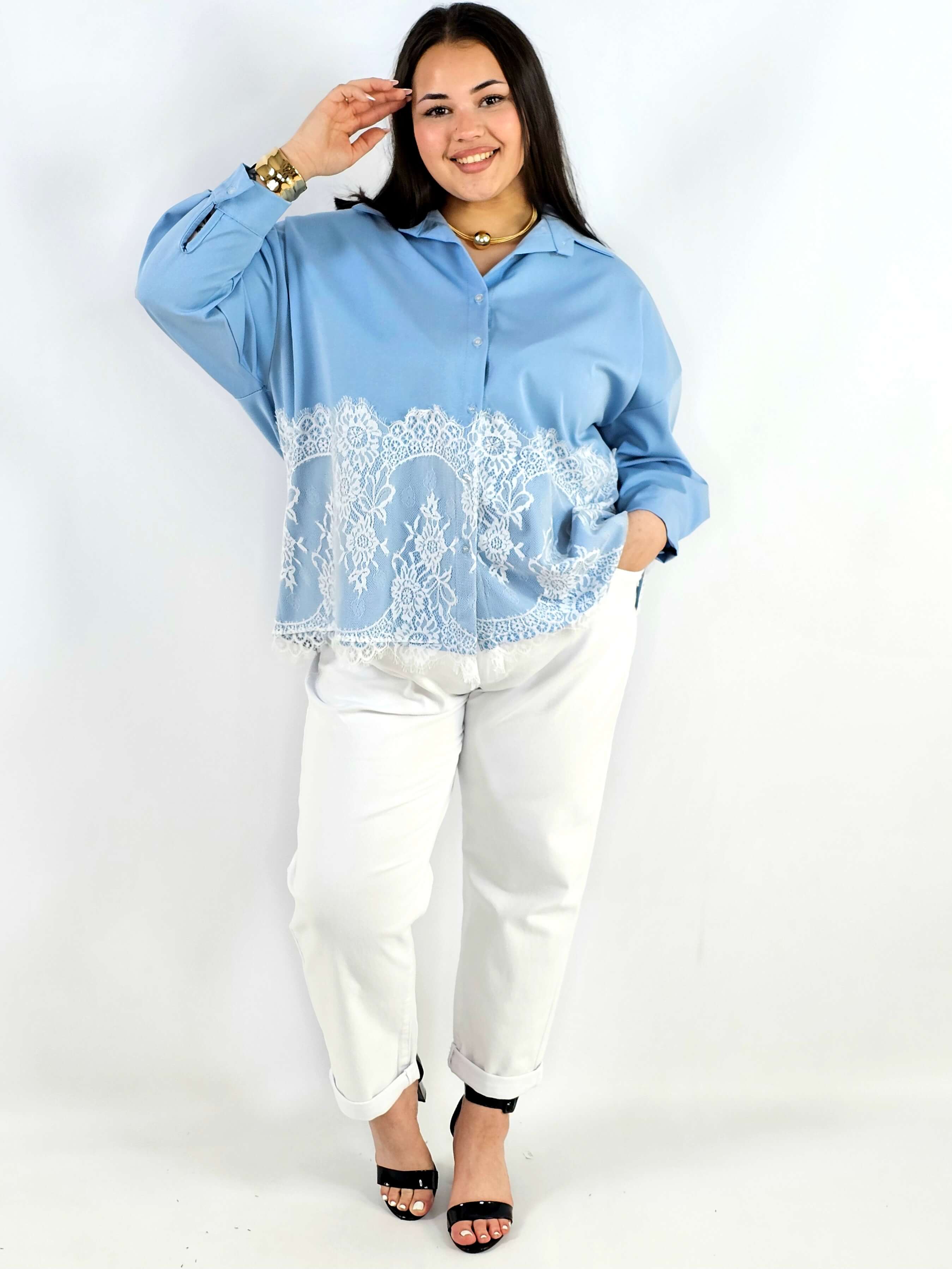 Koszula plus size z koronkowym dołem XXL – elegancki styl Stylowa XL