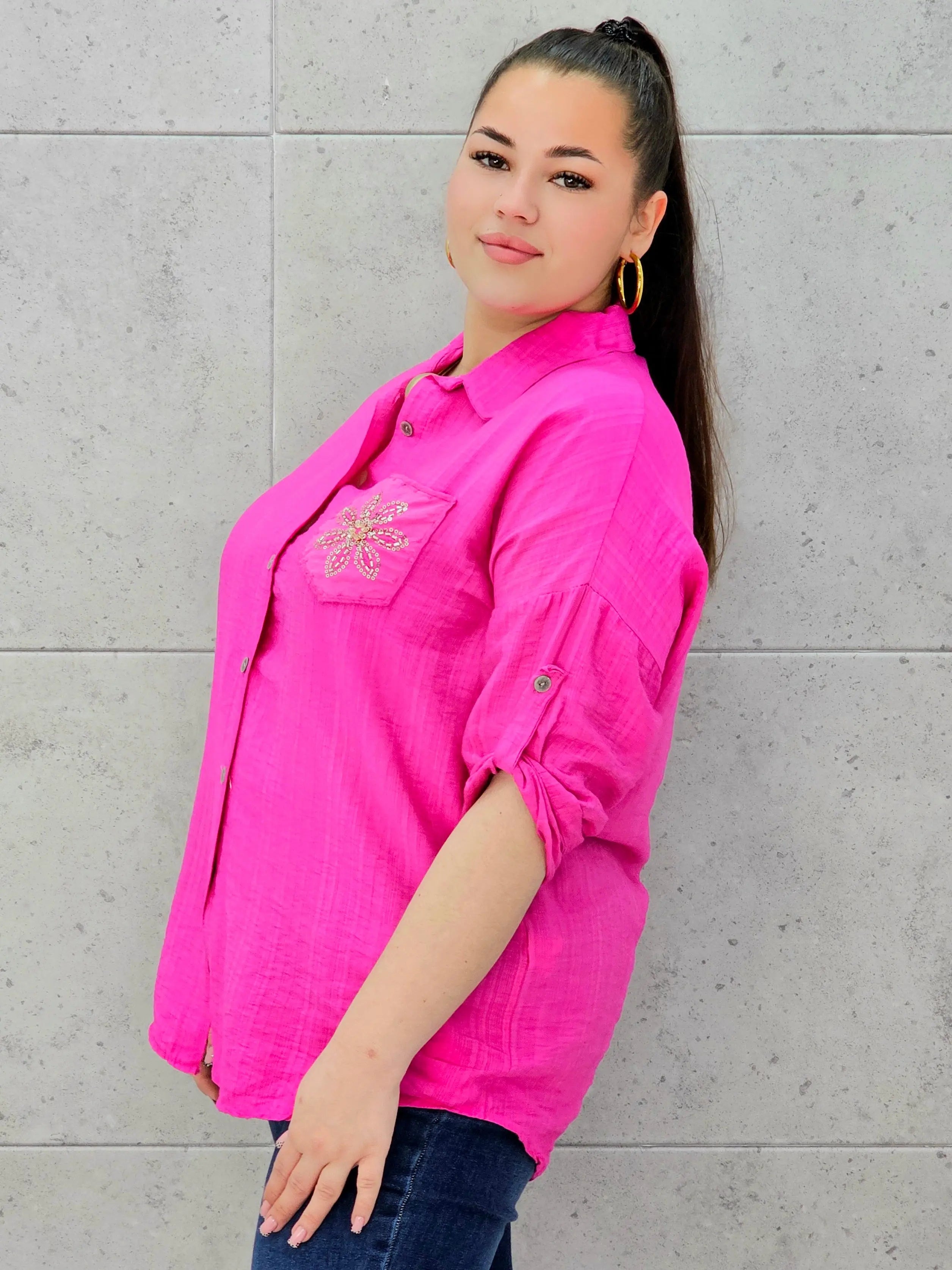 Koszula plus size z ozdobną kieszonką – stylowa i lekka koszula XXL Stylowa XL