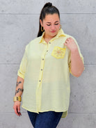Koszula plus size z ozdobną kieszonką – stylowa i lekka koszula XXL Stylowa XL
