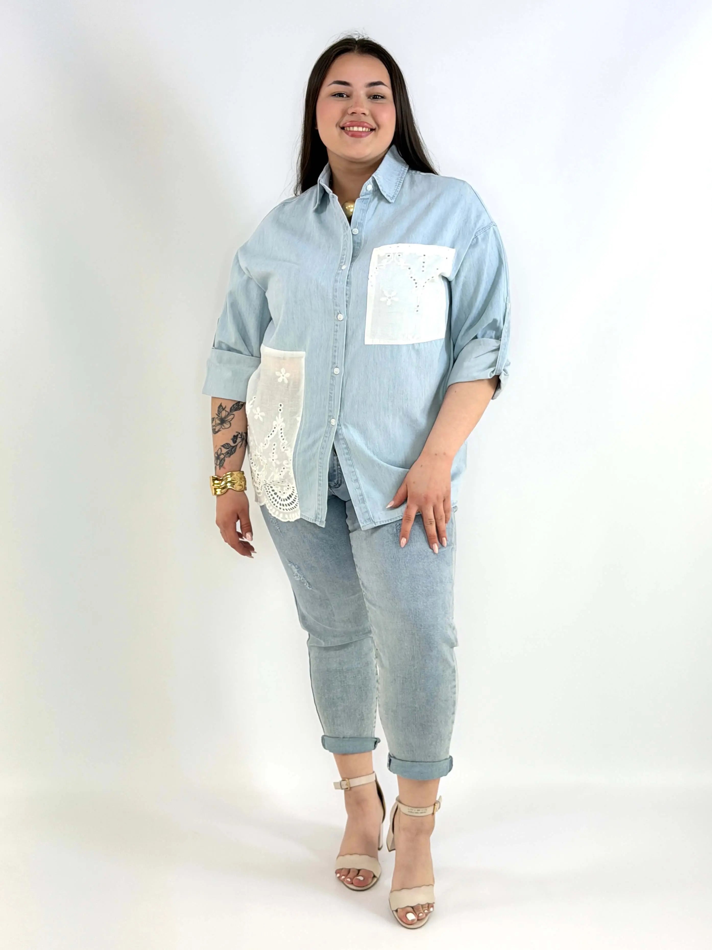 Koszula plus size z ozdobnymi wstawkami – modna koszula XXL dla kobiet Stylowa XL